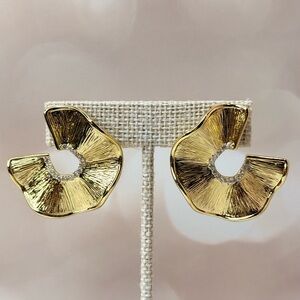 Anthropologie Jackie Mack 18k Gold Allure Wavy Ruffle Earrings